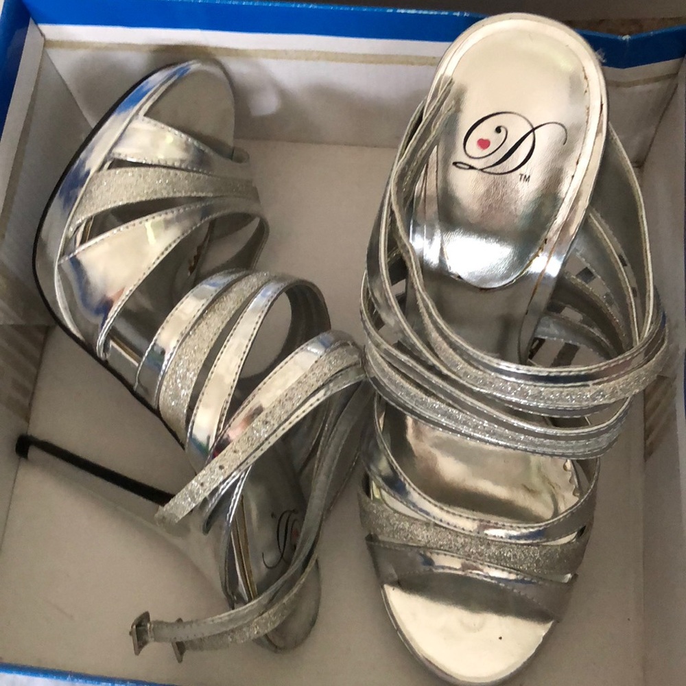 Silver heels y2k